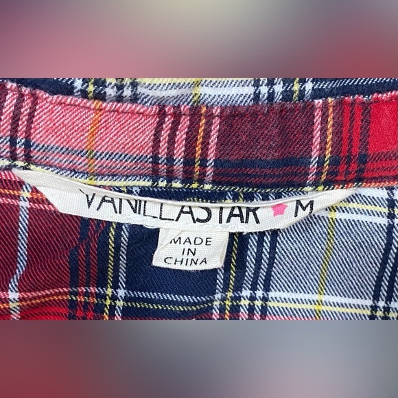 Vanilla Star Red Plaid Long Sleeve Button Up Shirt, Sz M, Pocket, Missing Button - Picture 3 of 9